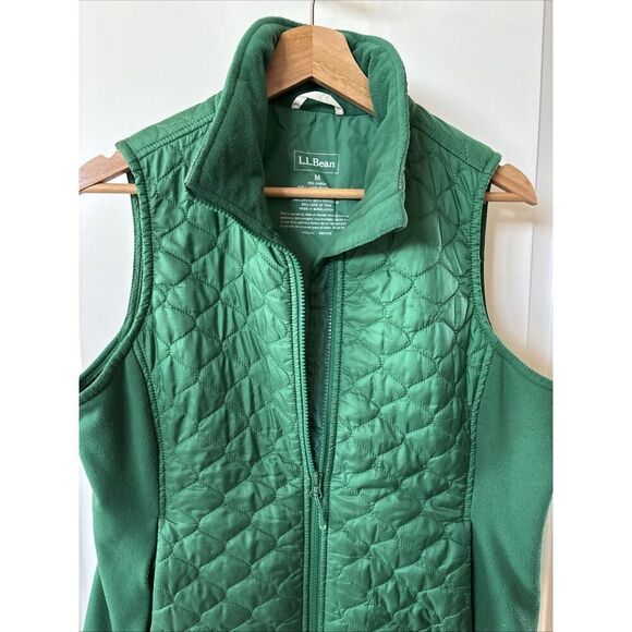 L.L. Bean Vest Women's Medium Green Quilted Fleece Pockets fall hiking gameday - Picture 2 of 7
